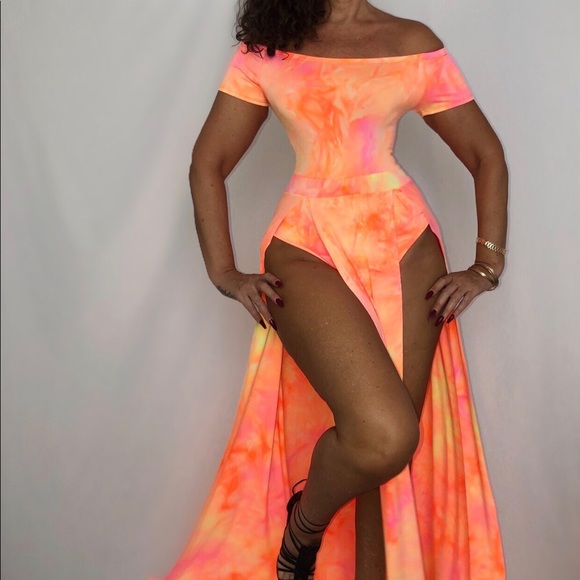 💫 Brand New! Stunning Goddess Maxi Dress ✨ - Picture 3 of 5